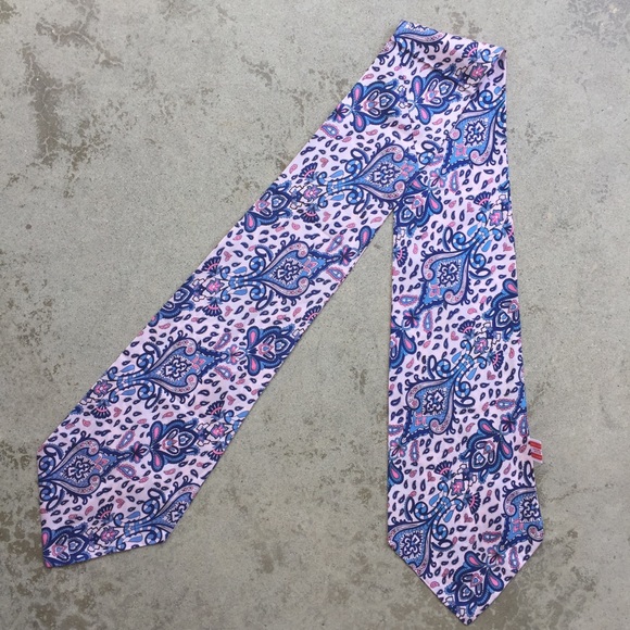 Vintage Extra Wide Paisley Necktie - Picture 2 of 4